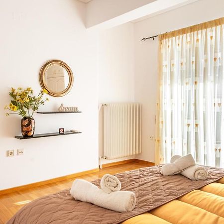 The Home Sweet Home - Family Friendly 2 Floor Apartment كالاماتا المظهر الخارجي الصورة